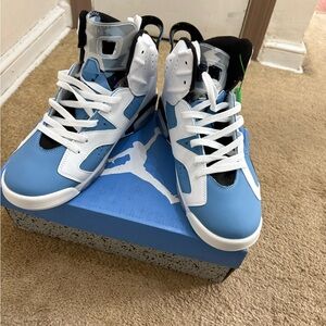 Nike Air Jordan 6 - Light Blue, White & Black